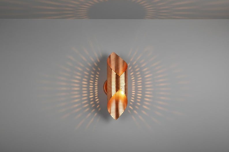 Handmade Moroccan Brass Wall Sconce – Perforated Brass Geometric Wall Light, Copper Brass Folded Sconce, Boho Mediterranean Accent Lamp for Bedroom, Hallway, Entryway & Living Room
