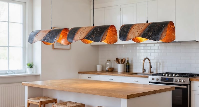 Sculptural Brass Ribbon Pendant Light – Black & Copper Moroccan Linear Dining Chandelier
