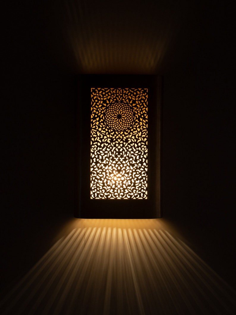 100% Handmade Antique Brass Wall Sconce for Elegant Lighting-Luxurious Moroccan Wall Lamp