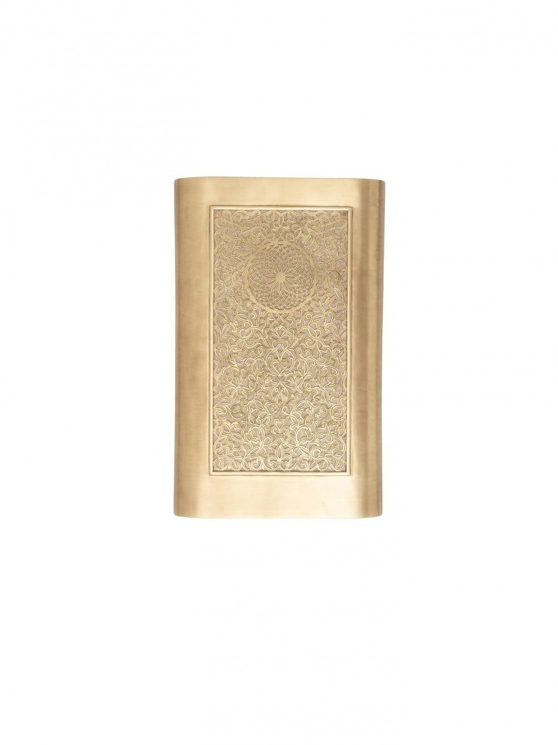 100% Handmade Antique Brass Wall Sconce for Elegant Lighting-Luxurious Moroccan Wall Lamp