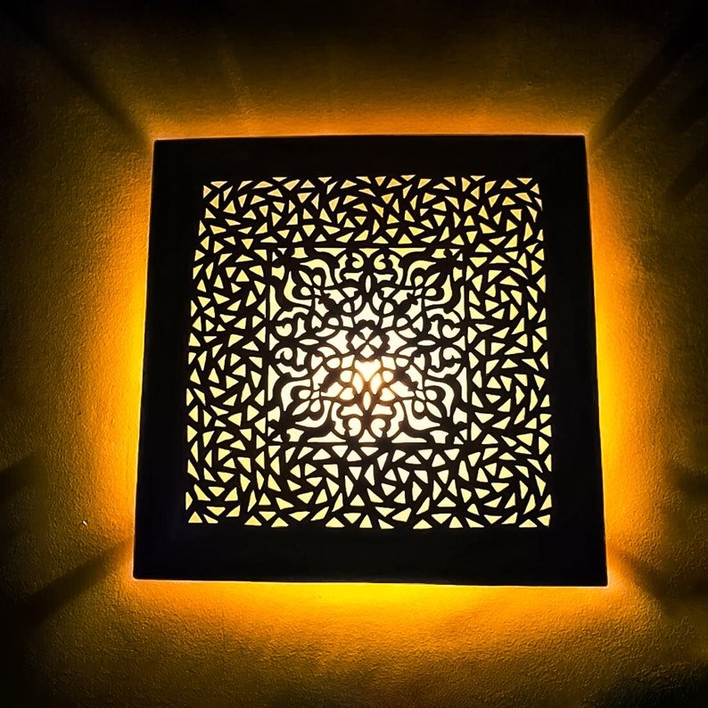 Luxurious Moroccan Wall Lamp - 100% Handmade Antique Brass Sconce for Elegant Oriental Lighting