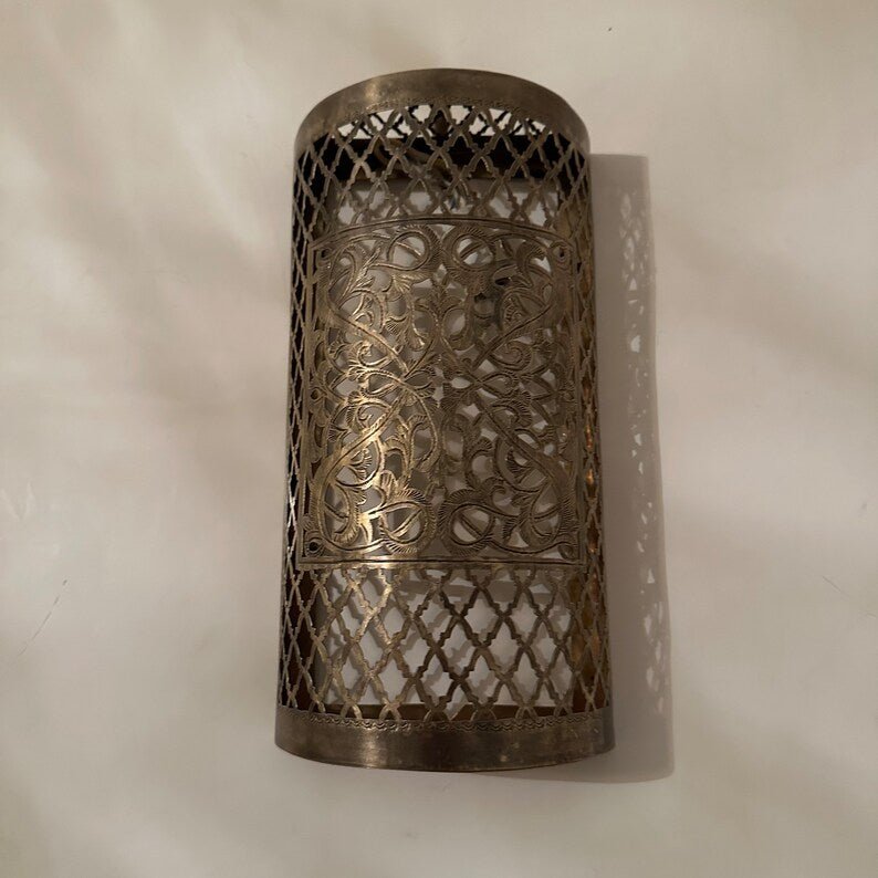 Moroccan Bronze Wall Lamp – Handmade Brass Wall Light with Artisanal Engravings