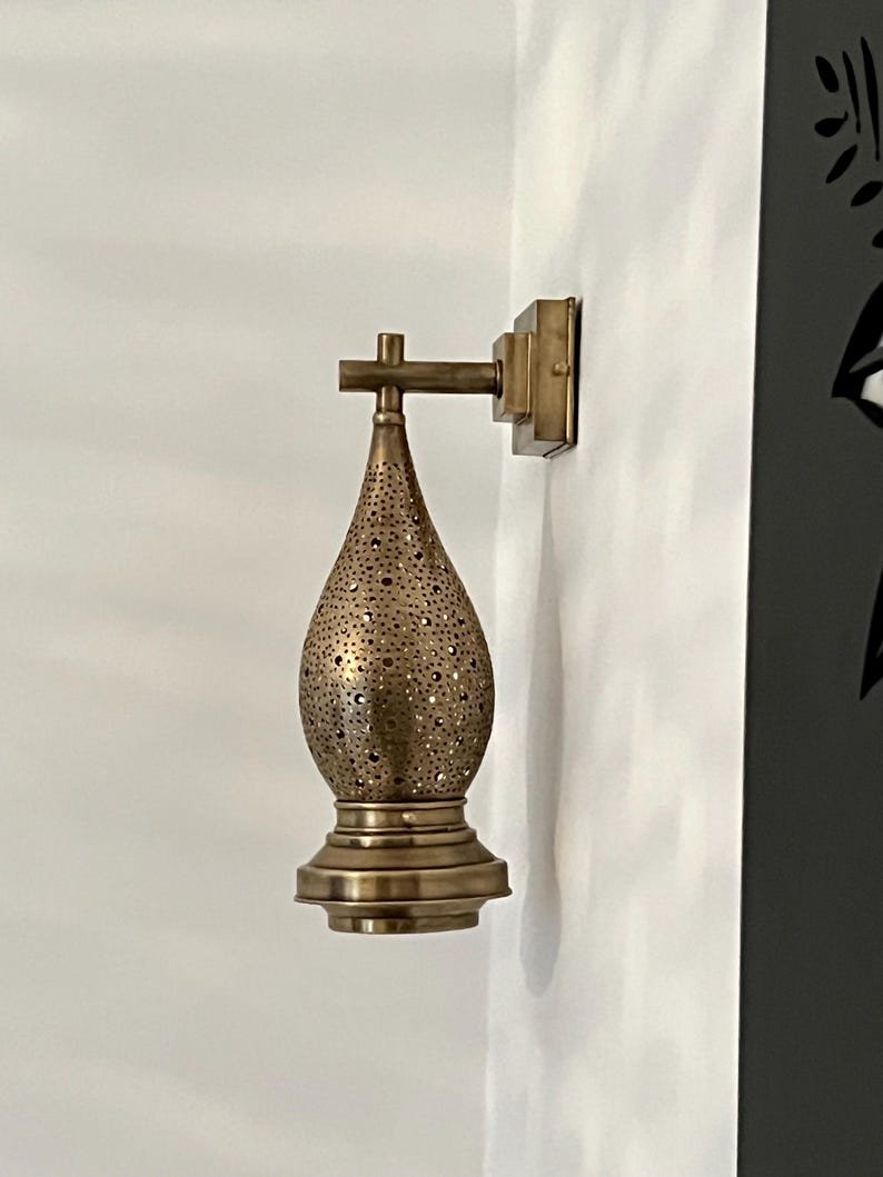 Moroccan Brass Wall Sconce Light – Handmade Pierced Wall Lamp – Boho Hallway Lighting – Bedroom Ambient Light