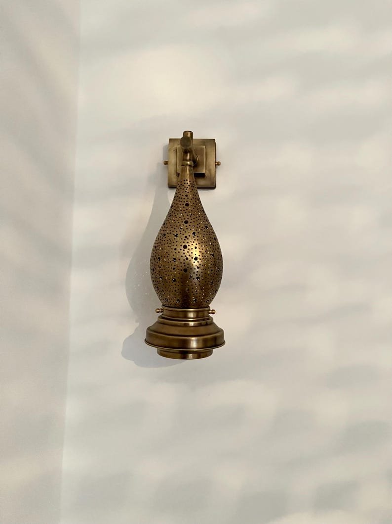 Moroccan Brass Wall Sconce Light – Handmade Pierced Wall Lamp – Boho Hallway Lighting – Bedroom Ambient Light