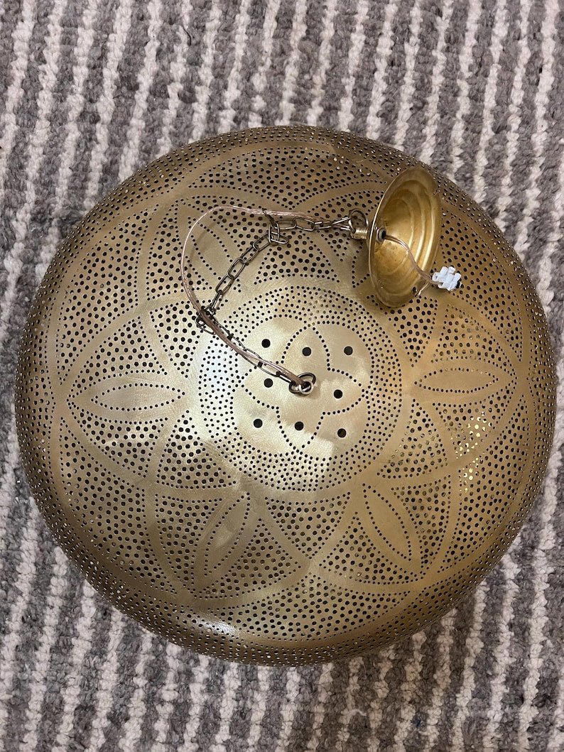 Handcrafted Moroccan Brass Pendant Light - Ornamental Vintage Lamp with Ethnic Bohemian Design, Perfect for Exotic Ambient Lighting Décor