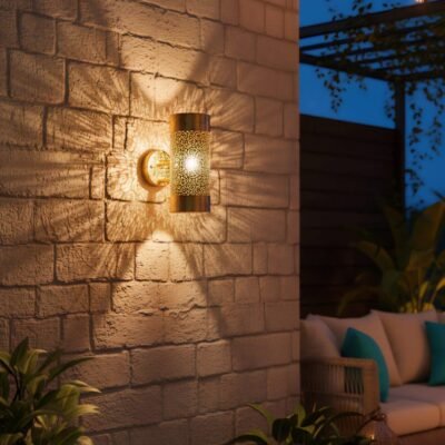 Handcrafted Moroccan Brass Sconce: Filigree Wall Lamp