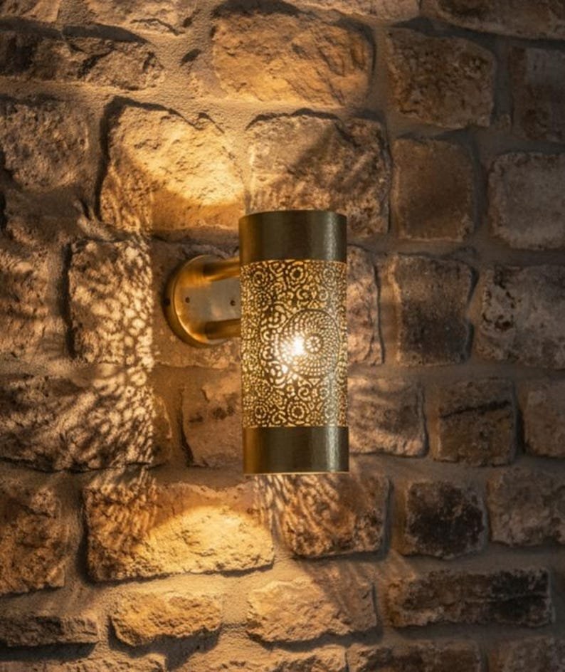 Handcrafted Moroccan Brass Sconce: Filigree Wall Lamp