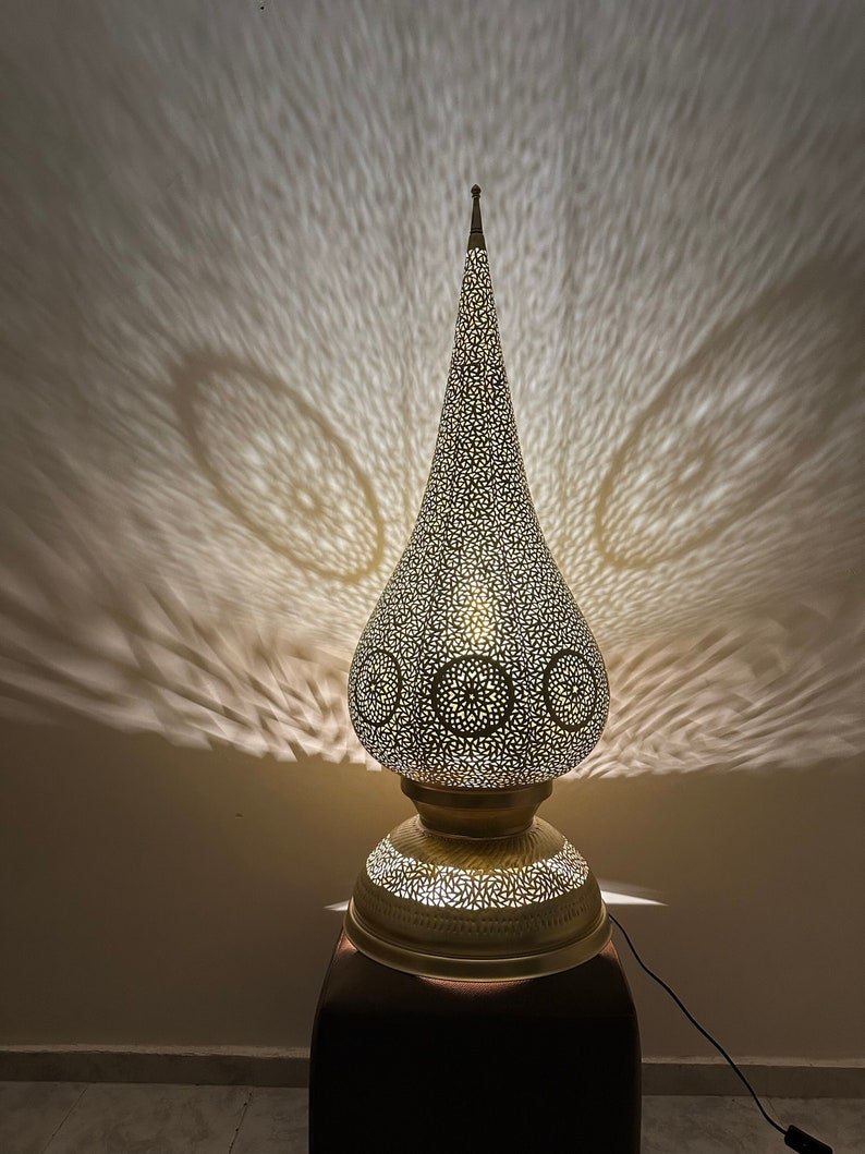 Moroccan brass lamp, large table lamp, artisanal bedside lamp, bronze table lamp, silver lamp, copper floor light , standing lamp , Morocco