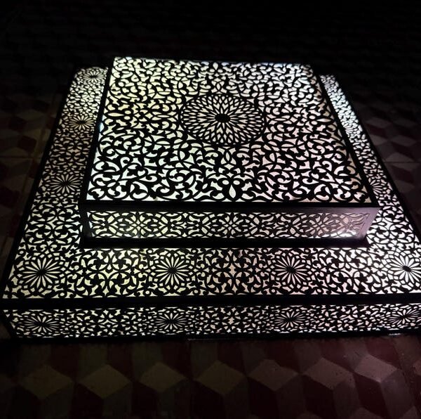 Handmade Moroccan Brass Wall Sconce – Art Deco Square Light Handmade Moroccan Brass Wall Sconce – Art Deco Square Light