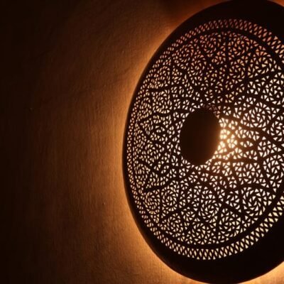 Hand-Cut Shadow Pattern Lamp for Cozy Living Room or Bedroom ​