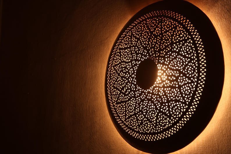 Hand-Cut Shadow Pattern Lamp for Cozy Living Room or Bedroom ​