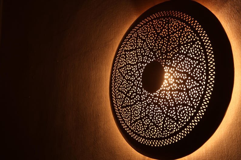Moroccan Brass Wall Light – Handmade Round Wall Lamp – Pierced Geometric Sconce – Boho Home Lighting – Marrakesh Art Decor