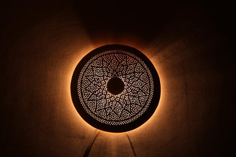Moroccan Brass Wall Light – Handmade Round Wall Lamp – Pierced Geometric Sconce – Boho Home Lighting – Marrakesh Art Decor