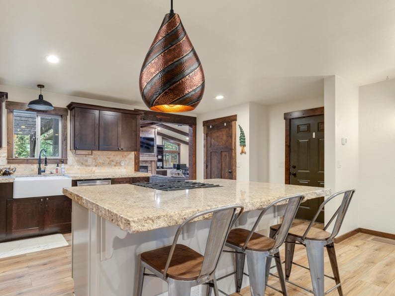 brass9 (5) Twisted Hammered Copper Pendant Light